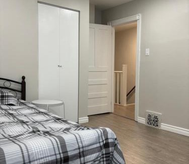 Gibson House | H men's dormitory