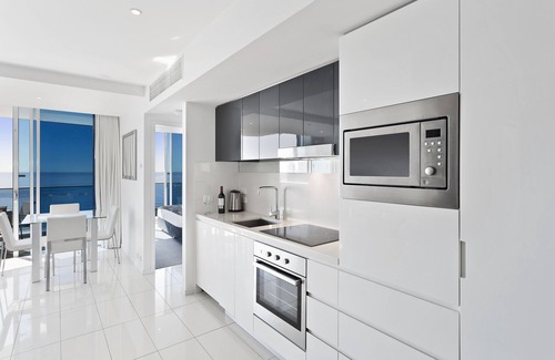 Surfers Paradise Apartment | H Residences Ocean View
