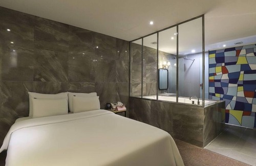 Samsan-dong Hotel | H2 Hotel