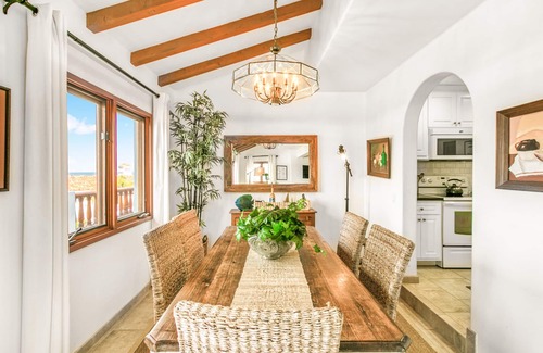 Avalon Condo | H412: Beautiful 2Bd Villa, 1462 SQ FT., Fireplace, Nice Ocean Views, Golf Cart