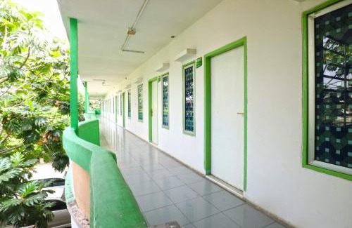 Jakarta Utara House | Habibah Syariah Hotel