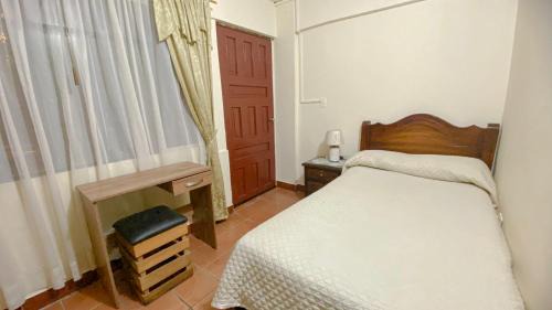 Ponceano House | Habitación con baño privado