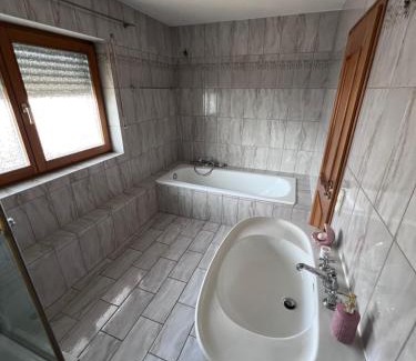 Waldtrudering House | Habitación de Ana