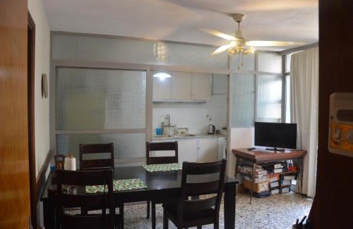 Salto House | Habitación Privada "Sur" con baño privado
