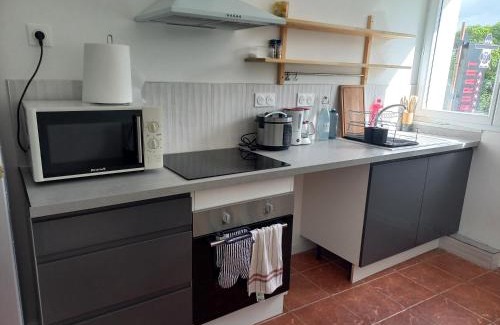 Saint-Herblain Other | Habitación Saint Herblain Cerca a Nantes