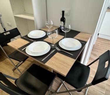 La Malva-rosa House | Habitacion privada con baño privado III