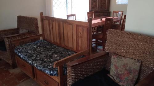 Aguadulce House | Habitaciones Jacaranda