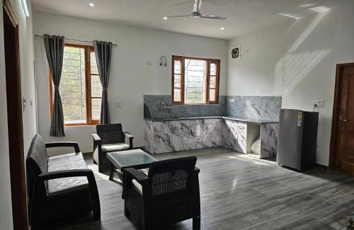 Sidhpur Bed & Breakfast | HABITAT Holiday Home
