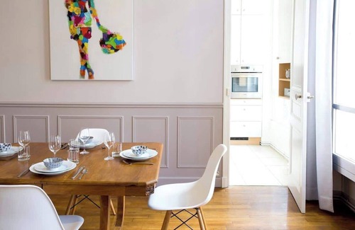 Chaussee-d'Antin Apartment | Habitat Parisien -1BR/1BA- Galeries Lafayette
