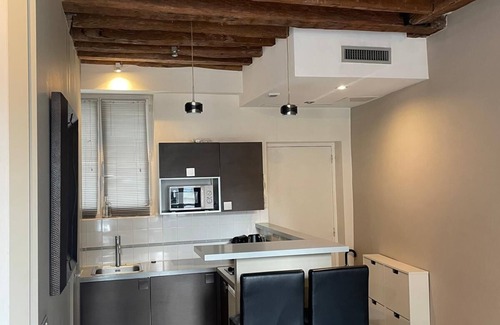 Marais Apartment | Habitat Parisien -Studio A/C - Marais II