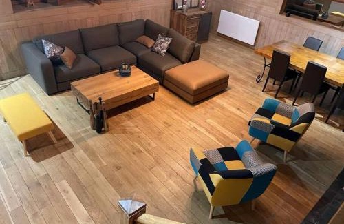 Venizy House | Habitation en bois authentique