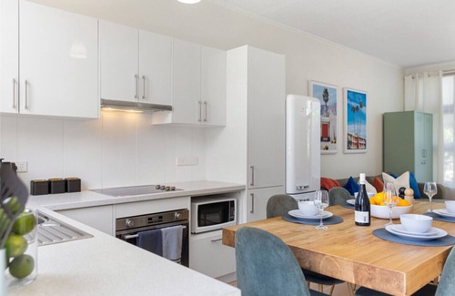 Henley Beach Apartment | Hacienda at Henley - 2BR, Wi-Fi, Workspace