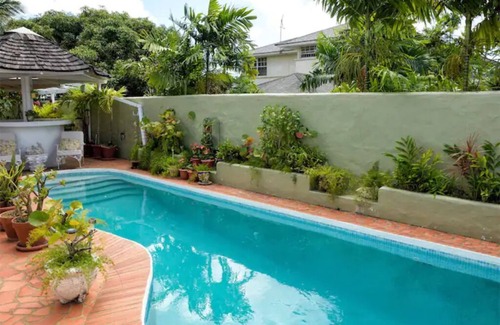 Warners Apartment | Hacienda.