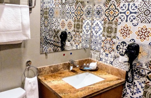 Esterito Hotel | Hacienda Bugambilias