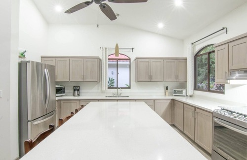 Playa Colorado House | Hacienda Iguana Amazing 4 brm 5 bth private house w/pool