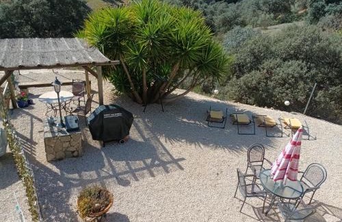 Algarinejo Apartment | Hacienda la buena vida B&B en appartementen casita almendas