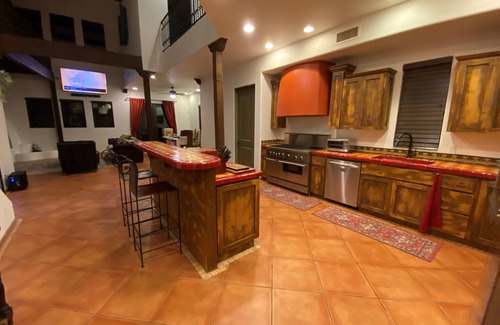 Riverside House | Hacienda Valentine-Spanish Colonial Masterpiece in Tempe