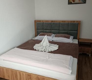 Zivinice Apartment | Hadžić Sobe