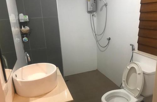 Pak Phayun Hotel | Hadthong Resort