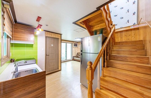 Geoje Apartment | Hae and Dal Pension