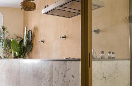 Centrum Bed & Breakfast | HAERT Boutique Wellness Suites City Centre