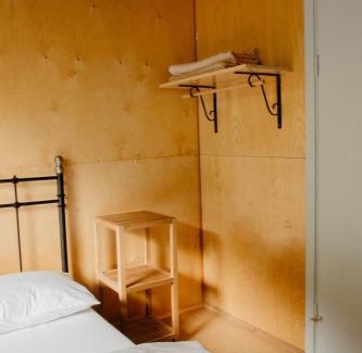 Seydisfjordur Hostel | Hafaldan HI Hostel - Harbour Building