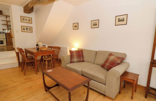 Aberystwyth Cottage | HAFAN FACH, pet friendly, character holiday cottage in Aberystwyth