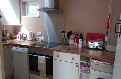 Ferryside Cottage | Hafan fferi, Ferryside, 1 bedroom cottage near the beach