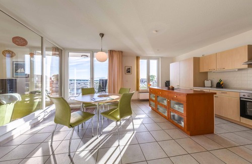 Muritz Apartment | HafenGlück vacation apartment for 2-6 people with balcony overlooking the Müritz