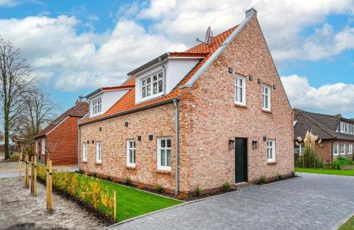 Greetsiel House | HafenKISTE 2, neu in zentraler Lage mit Garten, 2 Bäder