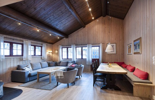 Hafjell Cabin | HAFJELL - Fantastic and cozy cabin - Sauna, WiFi, 10 bedspaces