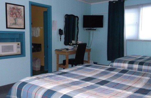 Timiskaming District Hotel | Haileybury Beach Motel