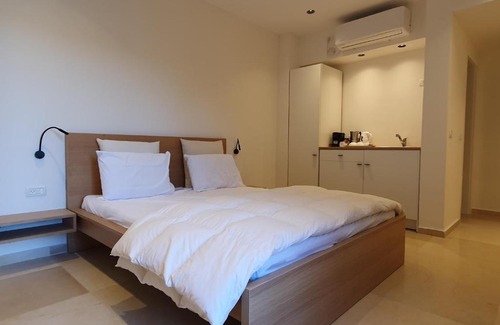 Zikhron Ya'aqov House | HAIM SUITS