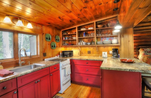 Rangeley Cabin | Haines Landing - 7 Spruce Street - shared waterfront on Mooselook