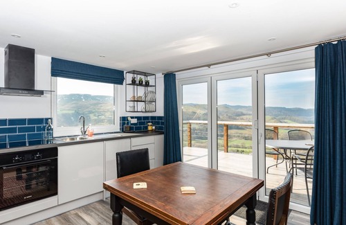 Glandyfi Cottage | HAKA LODGE, pet friendly, character holiday cottage in Devil’s Bridge
