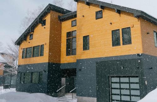 Niseko Apartment | Hakobune Niseko - 8-room Chalets & 2-room Apartments