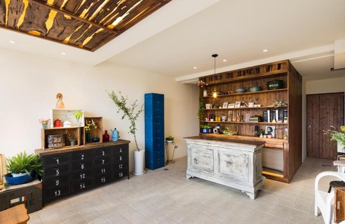 South Beach Bed & Breakfast | Haku Beach Days Inn