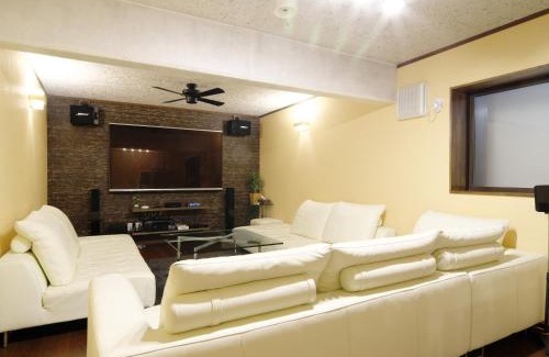 Iida House | Hakuba Goryu Pension Kurumi
