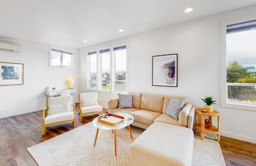 Rockaway Beach House | Hakuna Matata