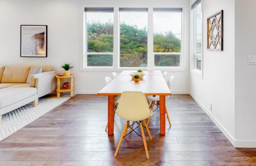 Rockaway Beach House | Hakuna Matata
