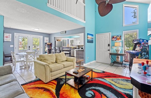 Crescent Beach House | Halcyon Days – Your Private Vacation Escape