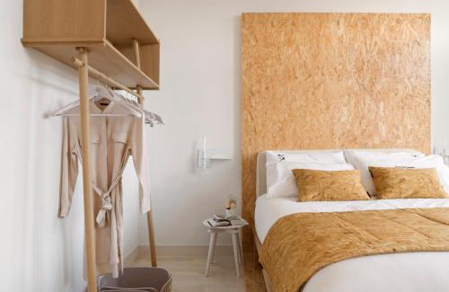 Centro Apartment | Halcyon Days designer apartments by Ana Locking