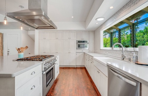 Princeville House | Hale 'Auana Princeville Pool House with AC, North Shore Kaua'i
