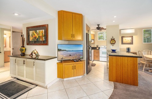 Kihei Condo | Hale Hui Kai 202 - Keawakapu Beach, Garden Views, Steps to the Beach, Split AC!