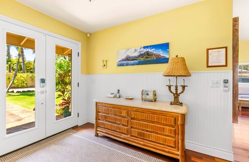 Poipu House | Hale Huna - fully air conditioned 4 BD 4 BTH, short walk to beaches