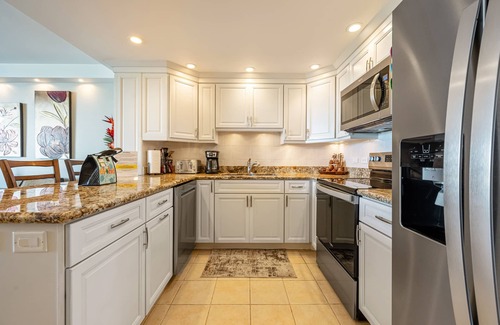 Kihei Condo | Hale Kai O Kihei Condo w/Free WiFi, Shared W/D-Near Everything