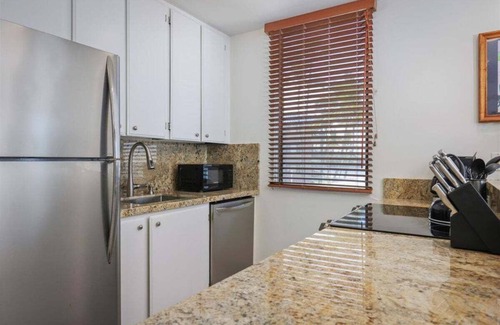 Kailua-Kona Condo | Hale Kona Kai 201 - Kona Oceanfront