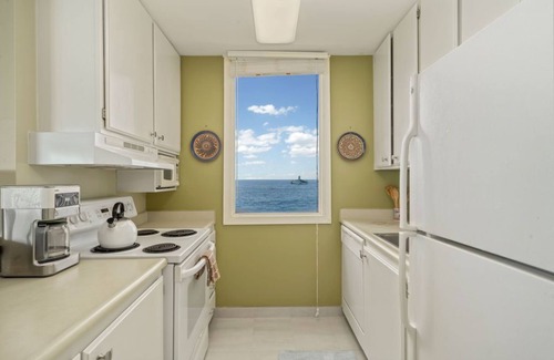 Historic Kailua Village Condo | Hale Kona Kai 212 - Absolute Oceanfront condo with large wraparound lanai