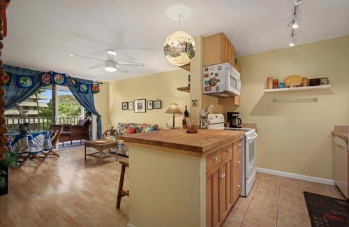 Kailua-Kona Condo | Hale Kona Kai 311 - Ocean and Lagoon Views