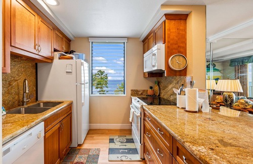 Kailua-Kona Condo | Hale Kona Kai 401 - Absolute oceanfront condo with wrap around lanai